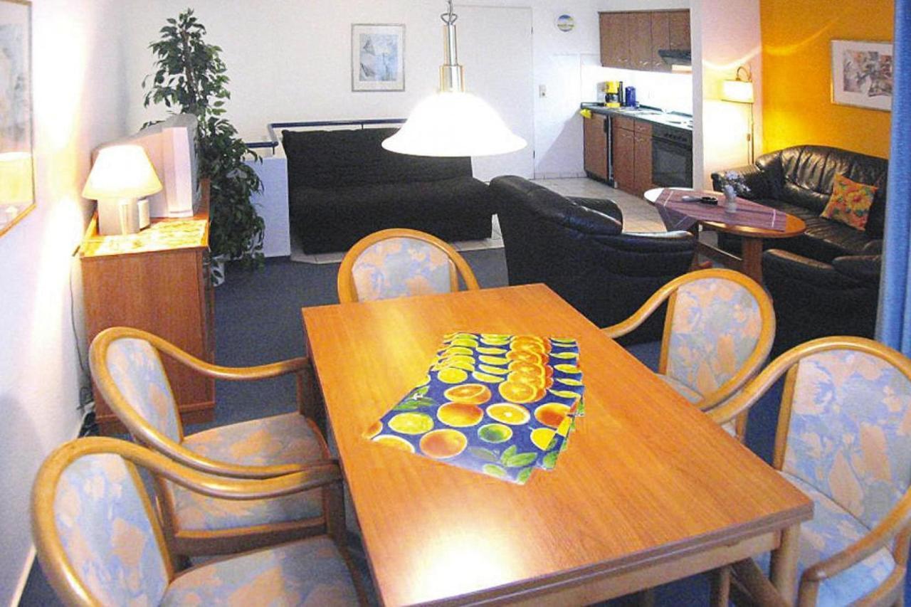 Apartment In Cuxhaven With A Shared Pool Eksteriør bilde