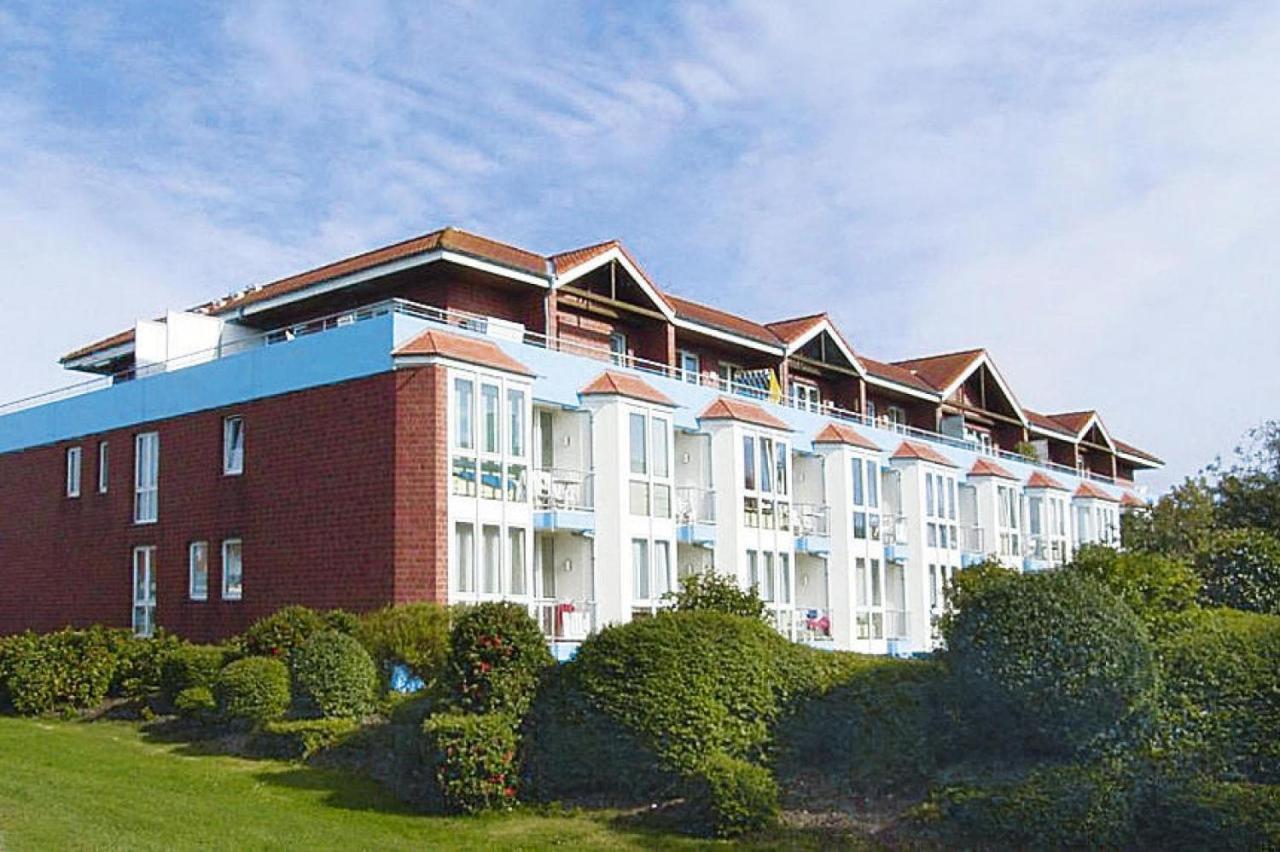 Apartment In Cuxhaven With A Shared Pool Eksteriør bilde