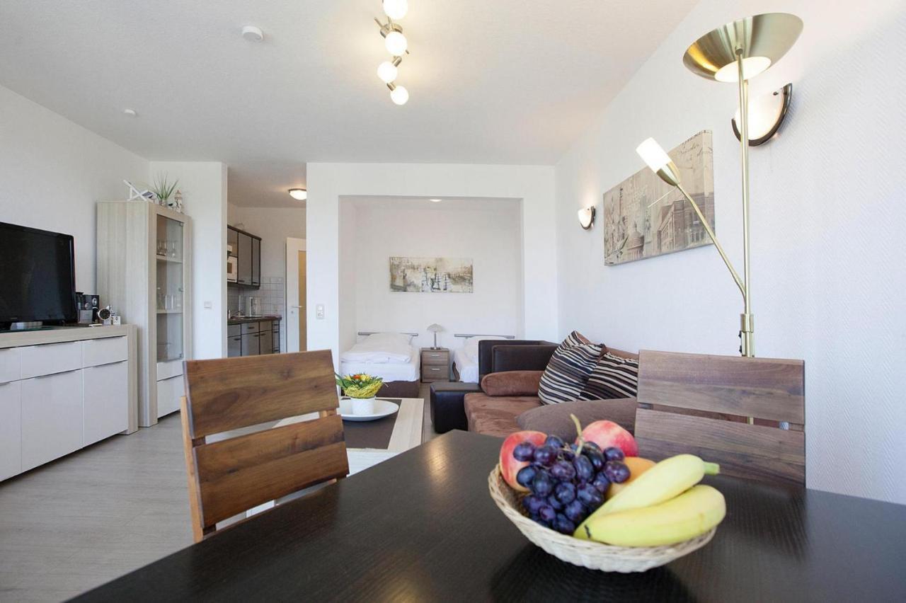 Apartment In Cuxhaven With A Shared Pool Eksteriør bilde