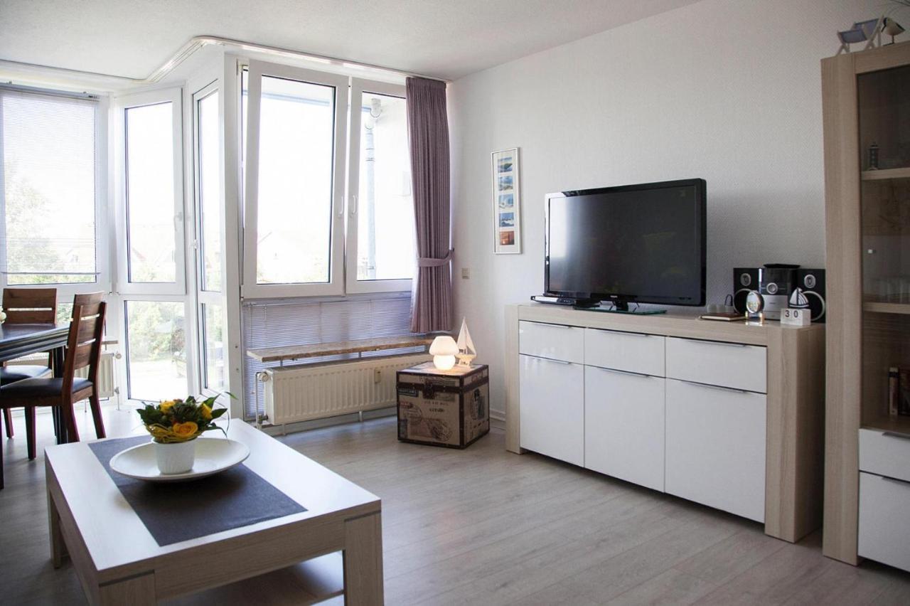 Apartment In Cuxhaven With A Shared Pool Eksteriør bilde
